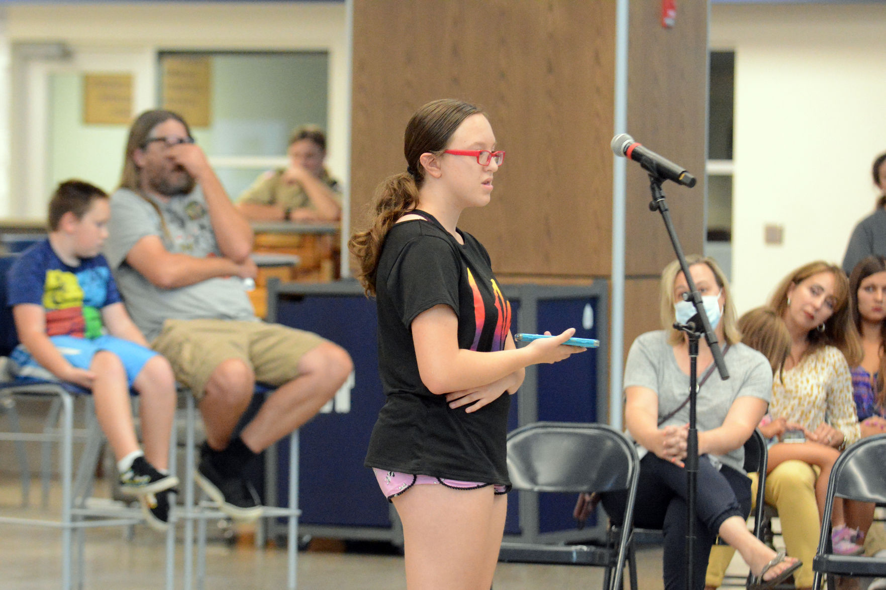 Baraboo schools mask debate